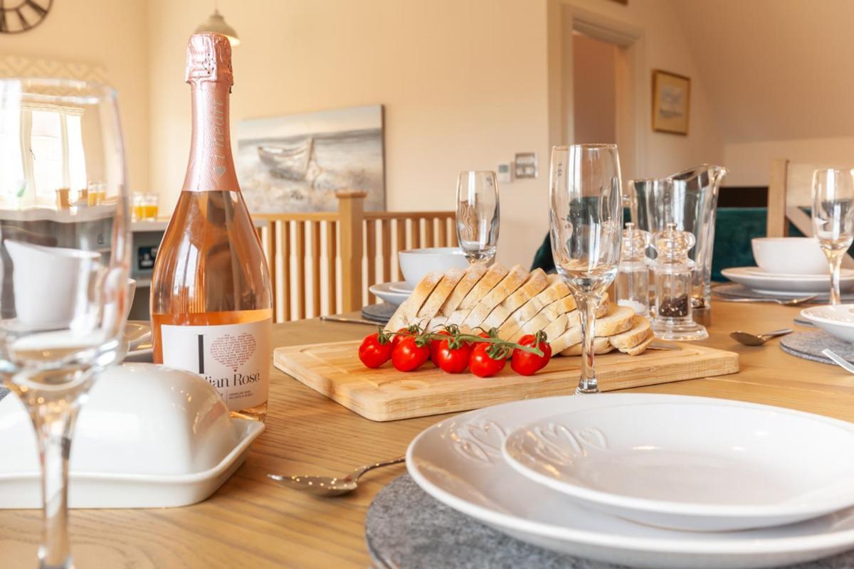 Choseley Cottage - Norfolk Cottage Agency Docking Екстериор снимка